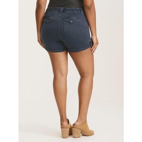 TORRID Plus Size 28 Twill Military Cargo Shorts Dark Cotton Blend - Picture 5 of 13